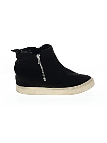 R2 Sneakers (view 1)
