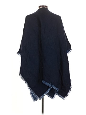 Woolrich Poncho (view 2)