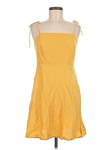 Old Navy Casual Dress (view 1)