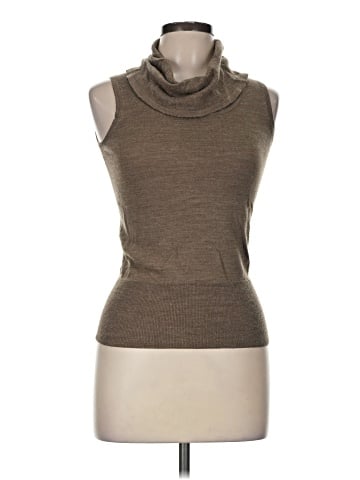 The Limited Sweater Vest (view 1)