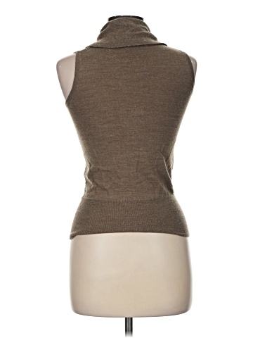 The Limited Sweater Vest (view 2)