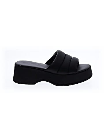 Amazon Essentials Sandals (view 1)