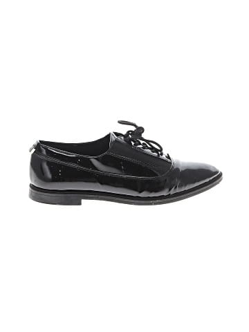 Calvin Klein Flats (view 1)