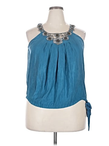 a.n.a. A New Approach Sleeveless Blouse (view 1)