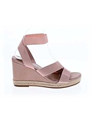 Caslon Wedges (view 1)