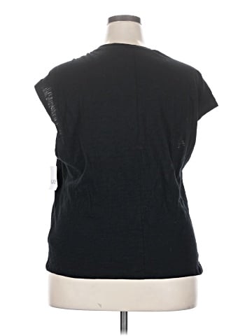 Gap Short Sleeve T-Shirt (view 2)