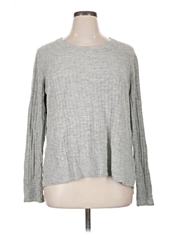 Old Navy Pullover Sweater (view 1)