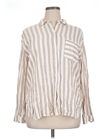 Old Navy Long Sleeve Button-Down Shirt (view 1)