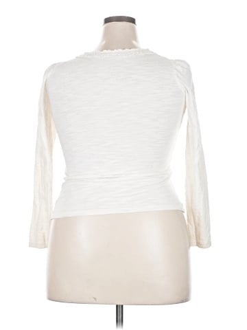 Cherokee 3/4 Sleeve Top (view 2)
