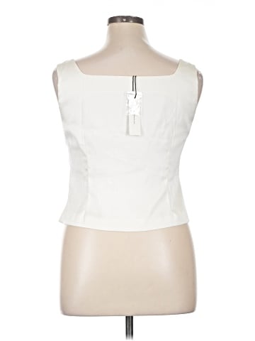 Commense Sleeveless Blouse (view 2)