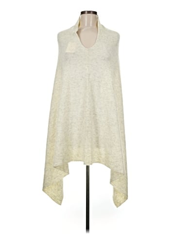 Flat White Poncho (view 1)