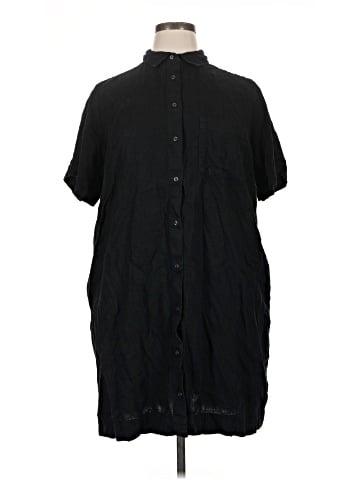 Old Navy Casual Dress (view 1)