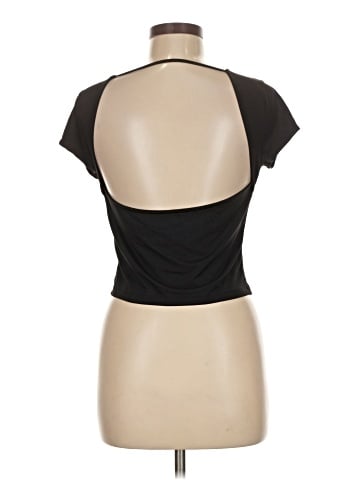 No Boundaries Short Sleeve Top (view 2)