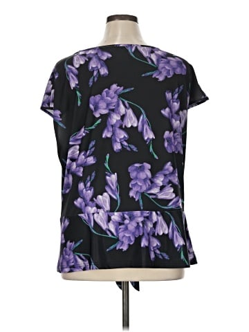 Lily by Firmiana Short Sleeve Blouse (view 2)