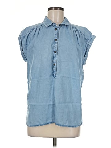 Ann Taylor LOFT Sleeveless Button-Down Shirt (view 1)