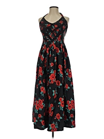 Urban Outfitters Casual Dress (view 1)