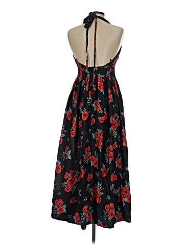 Urban Outfitters Casual Dress (view 2)