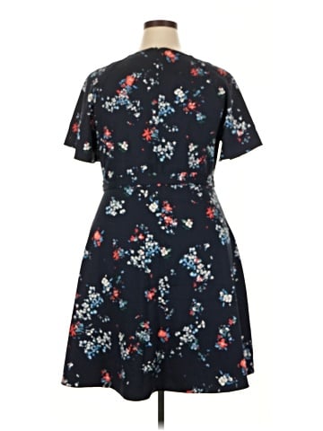 Banana Republic Factory Store Casual Dress (view 2)
