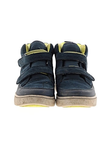 Ugg Sneakers (view 2)