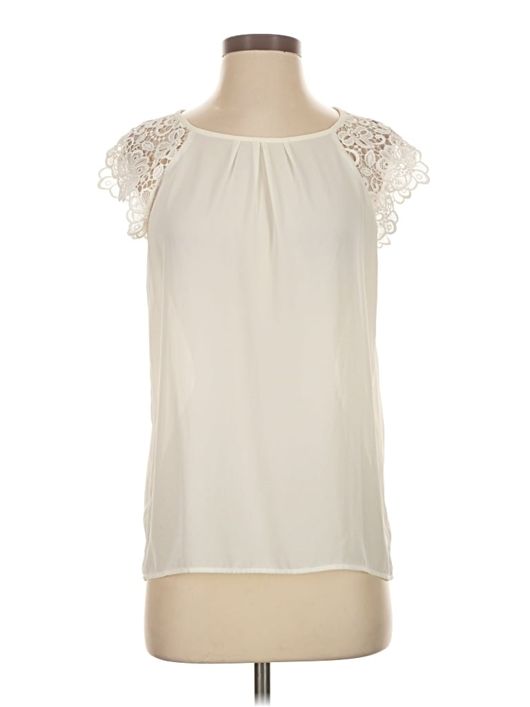 Click to view more detailed imagery on our partner's website Pre-owned Zara Basic Sleeveless Blouse In Ivory