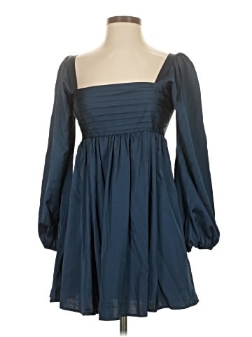 Abercrombie & Fitch Cocktail Dress (view 1)
