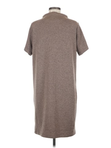 Arc'teryx Casual Dress (view 2)