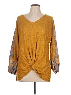 Assorted Brands 3/4 Sleeve Top