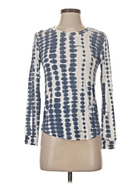 Kyte Living Long Sleeve Top