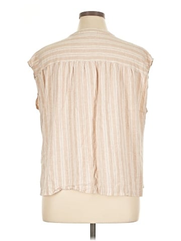 Sanctuary Sleeveless Blouse (view 2)