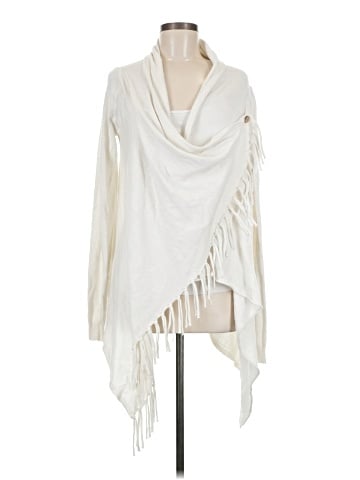 Kaiya Poncho (view 1)