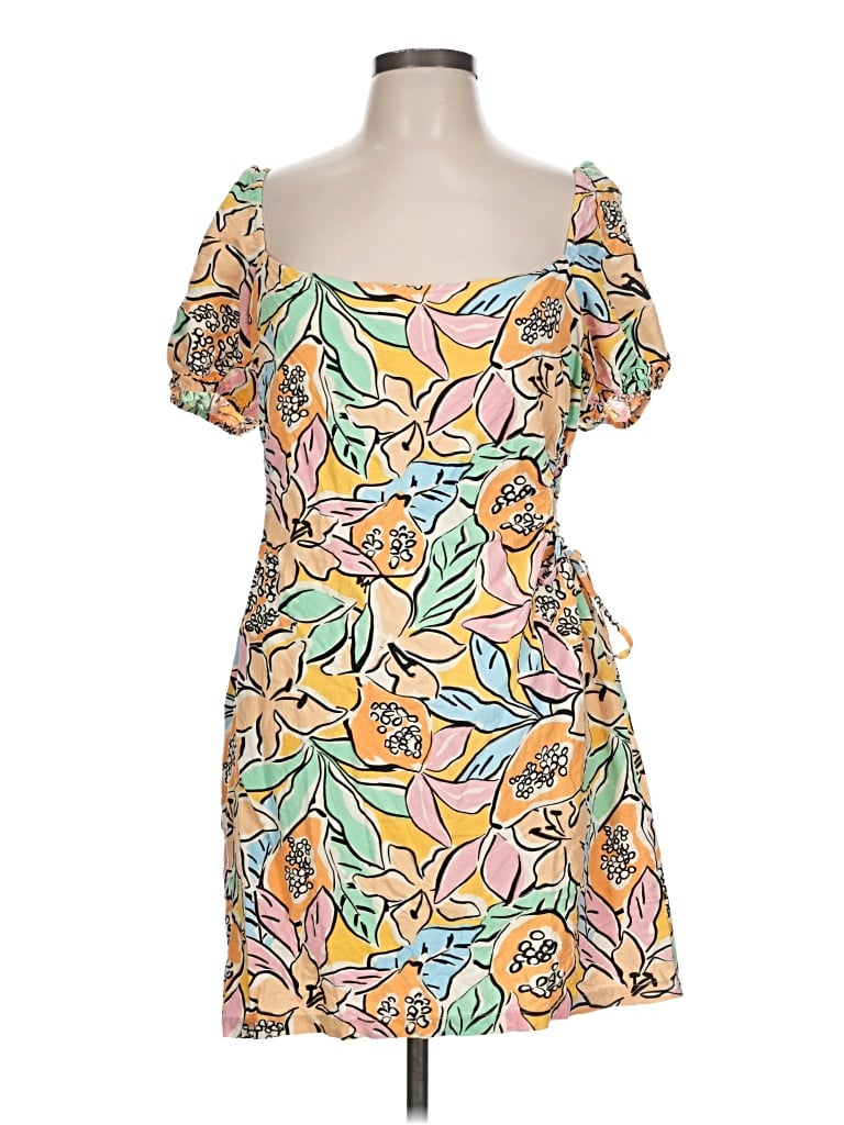 Pre-owned Astr Cocktail Dress In Yellow