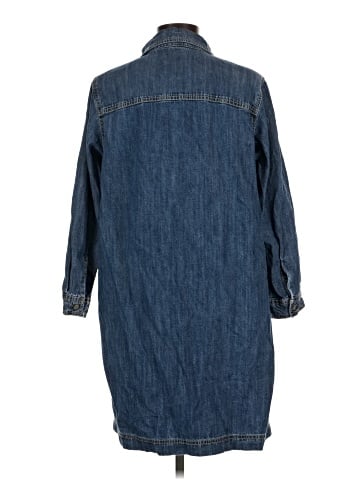 Old Navy Casual Dress (view 2)