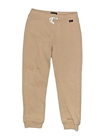 Lee Khakis (view 1)