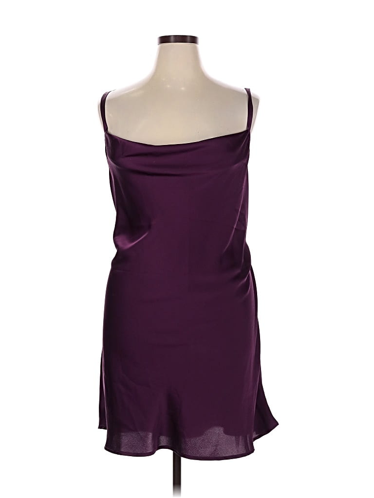 Pre-owned Torrid Cocktail Dress In Purple