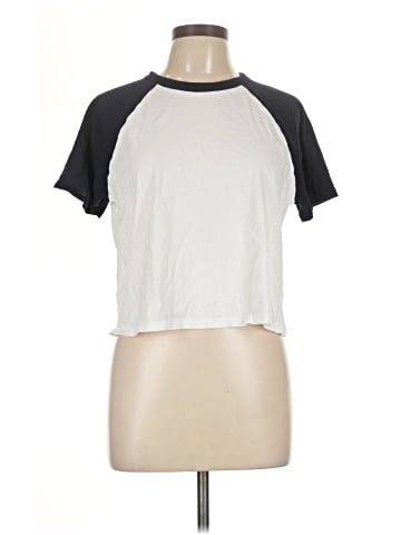 Old Navy Short Sleeve T-Shirt (view 1)