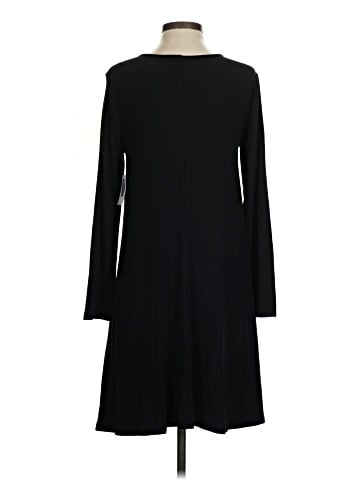 Old Navy Casual Dress (view 2)
