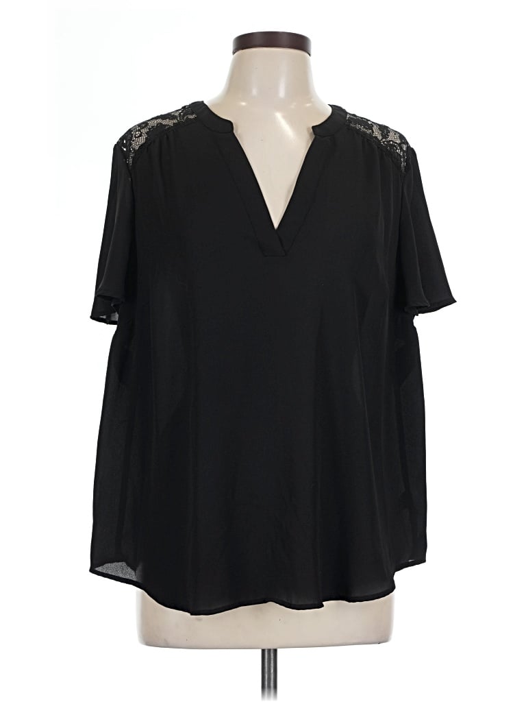 Pre-owned Torrid Short Sleeve Blouse In Black