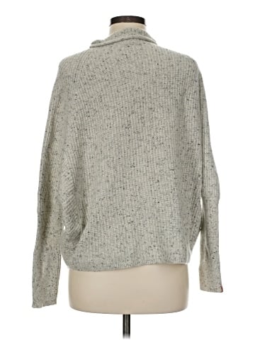 Club Monaco Cashmere Pullover Sweater (view 2)