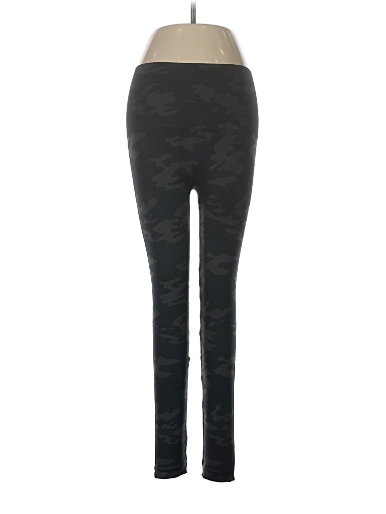 Pre-owned Spanx Active Pants In Black