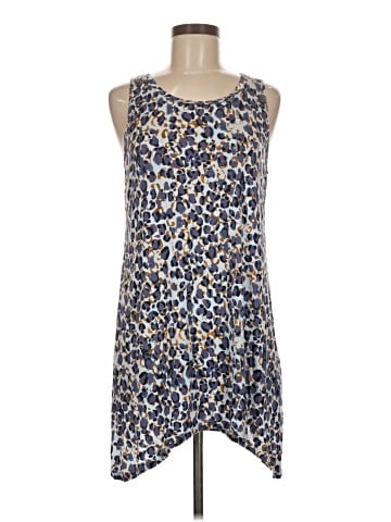 LOGO by Lori Goldstein Tank Top (view 1)