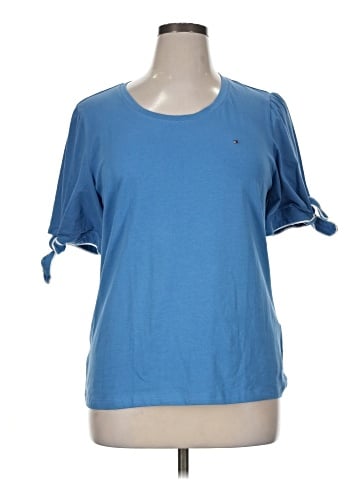 Tommy Hilfiger Short Sleeve T-Shirt (view 1)