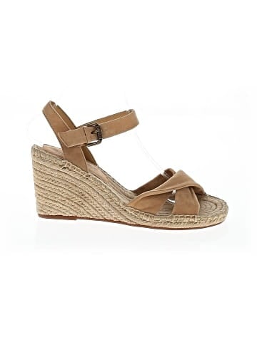 Splendid Wedges (view 1)