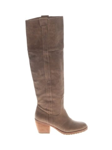 REPORT Boots (view 1)