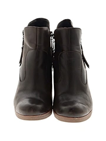 Ugg Australia Ankle Boots (view 2)