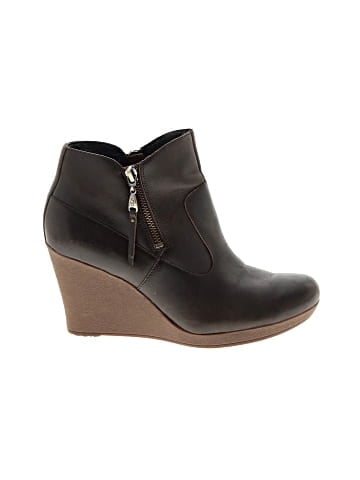 Ugg Australia Ankle Boots (view 1)