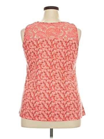 Northcrest Tank Top (view 2)
