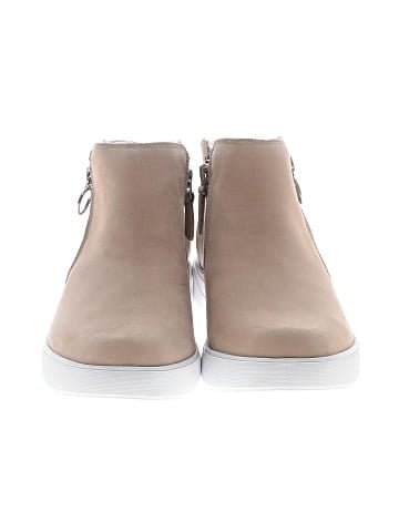 Munro American Ankle Boots (view 2)