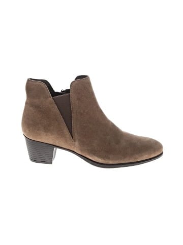 Munro American Ankle Boots (view 1)