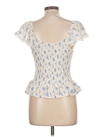 Francesca's Short Sleeve Top (view 2)