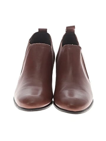 Munro American Ankle Boots (view 2)